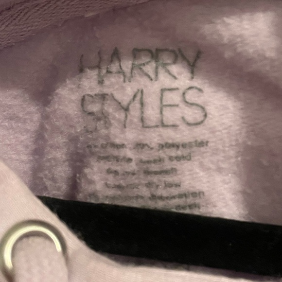 Harry Styles purple track list hoodie (NYC exclusive) - Picture 2 of 3